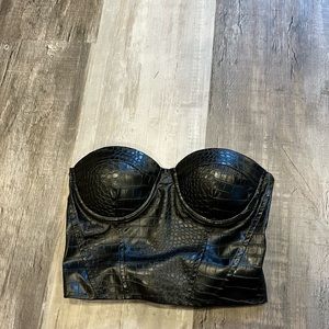 Princess Polly strapless top size 6